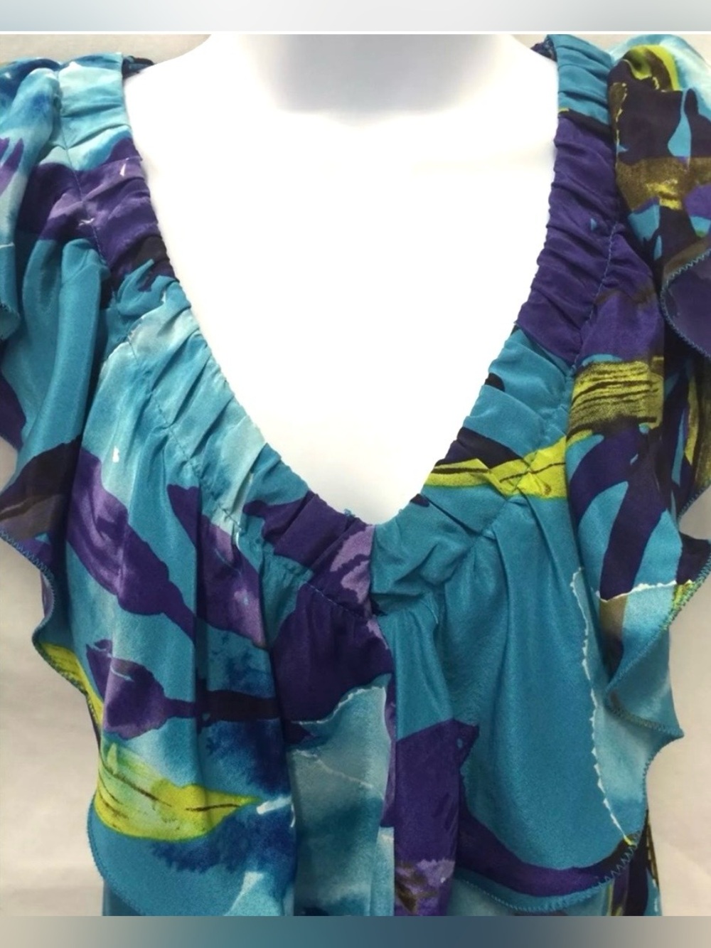 TRINA TURK Blouse Top Silk Ruffle V Neck Blue Sleeveless - Picture 3 of 7